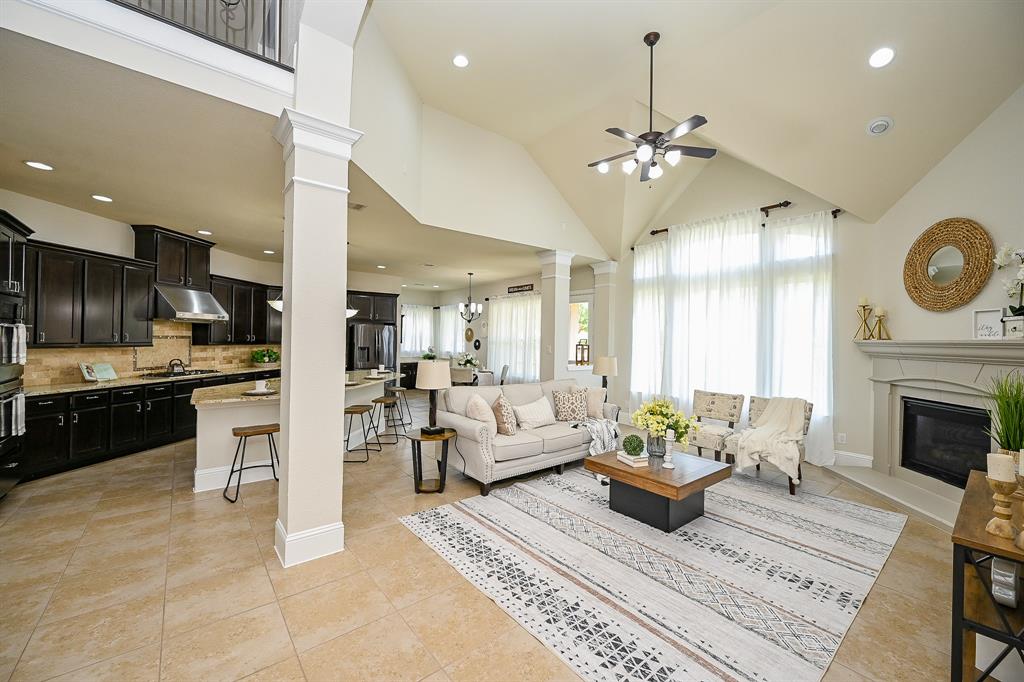707 Weldon Park Drive, Sugar Land, Texas image 14