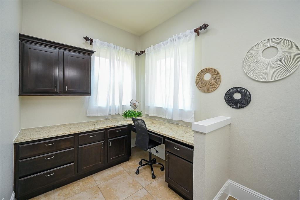 707 Weldon Park Drive, Sugar Land, Texas image 22