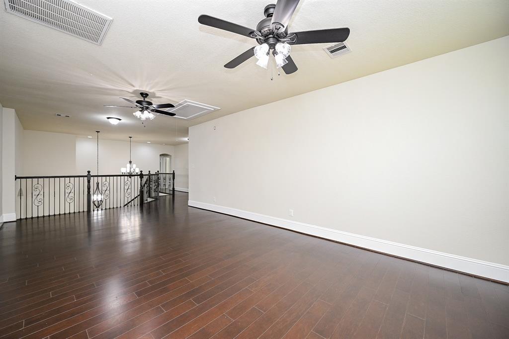 707 Weldon Park Drive, Sugar Land, Texas image 35