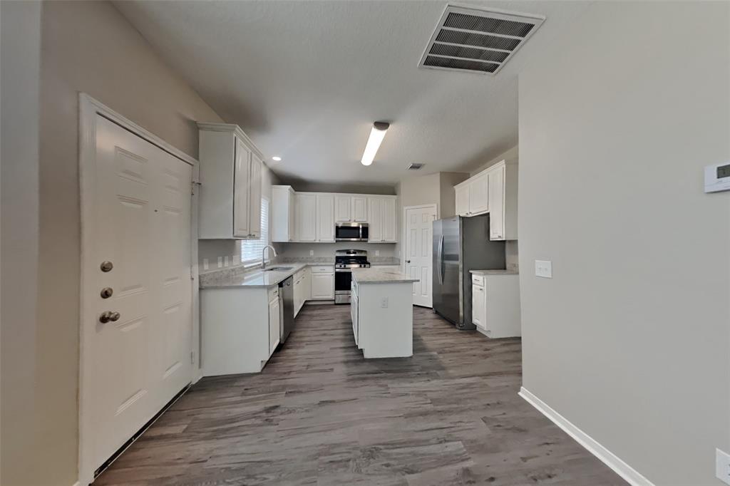 9630 Hanging Moss Trail
