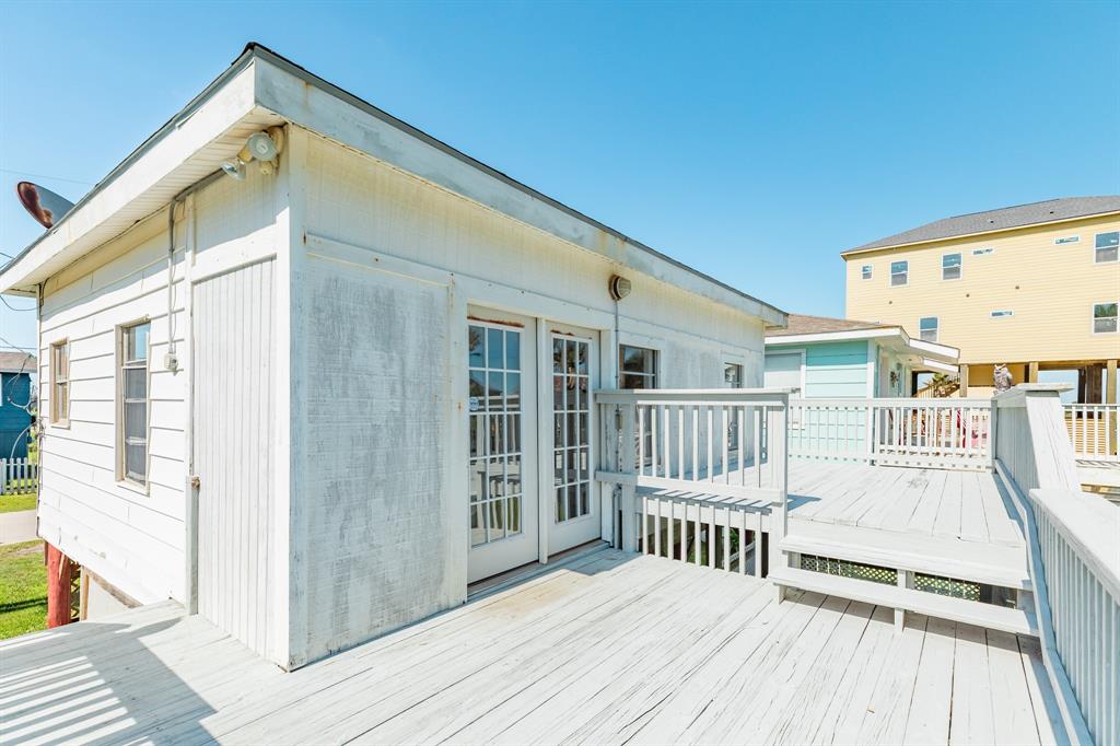 11213 Schwartz Drive, Galveston, Texas image 13