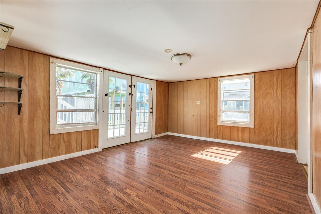 11213 Schwartz Drive, Galveston, Texas image 22