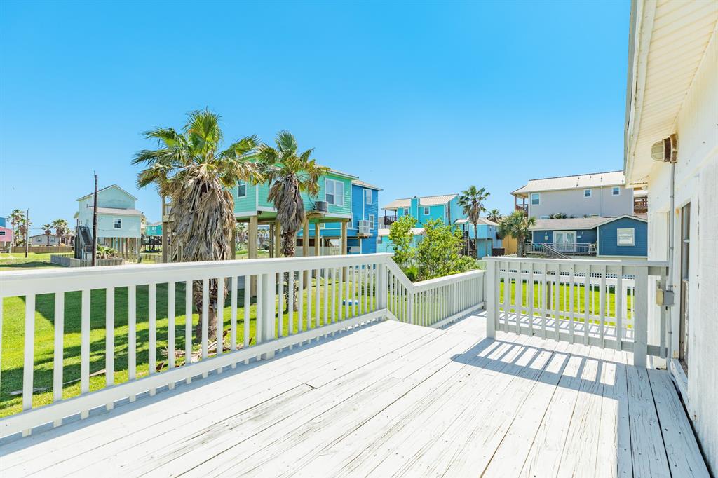 11213 Schwartz Drive, Galveston, Texas image 15