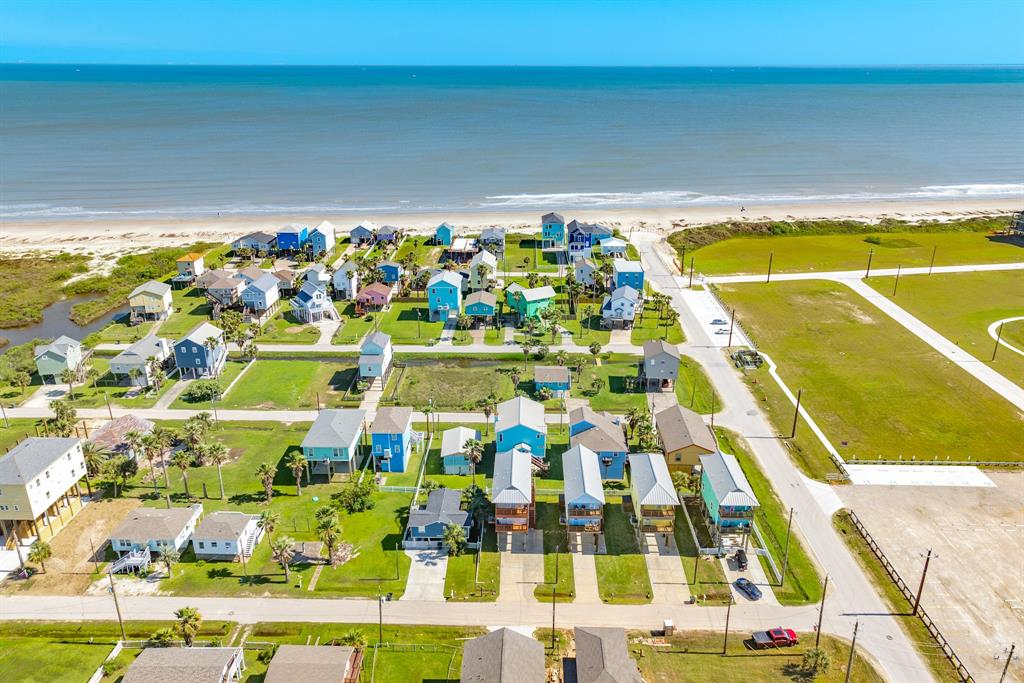 11213 Schwartz Drive, Galveston, Texas image 7
