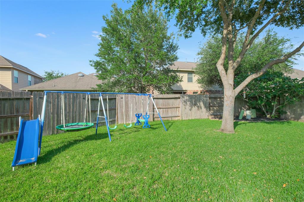 6303 Guilford Glen Lane, Katy, Texas image 36