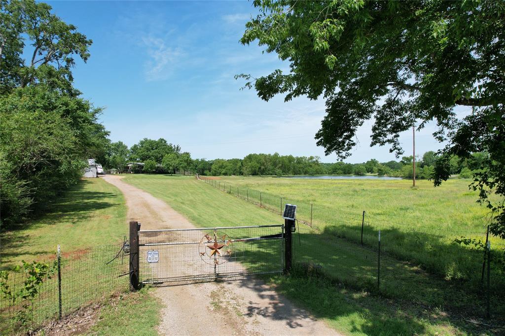 535 County Road 1710, Grapeland, Texas image 2