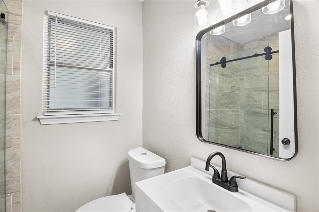 5843 Hirondel Street, Houston, Texas image 30