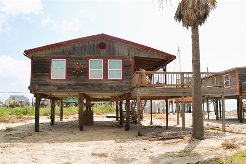 A home in Surfside Beach