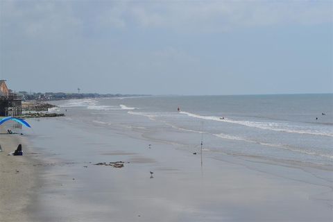 A home in Surfside Beach