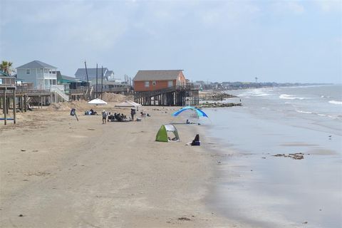 A home in Surfside Beach