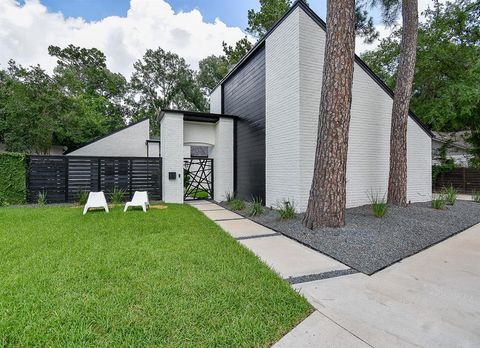Single Family Residence in Houston TX 10038 Briar Drive.jpg