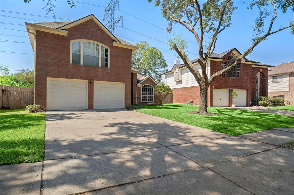 4210 W Meadows Drive, Sugar Land, Texas image 4
