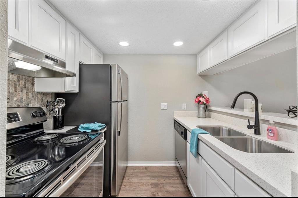 3768 Tanglewilde Street #J5, Houston, Texas image 11