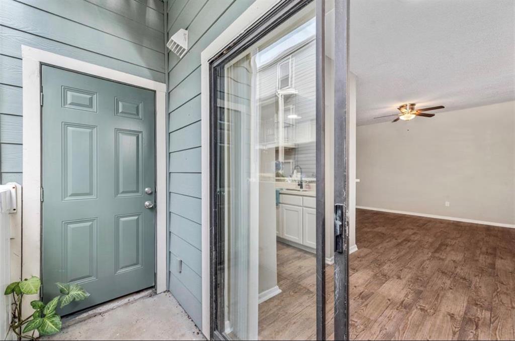 3768 Tanglewilde Street #J5, Houston, Texas image 5