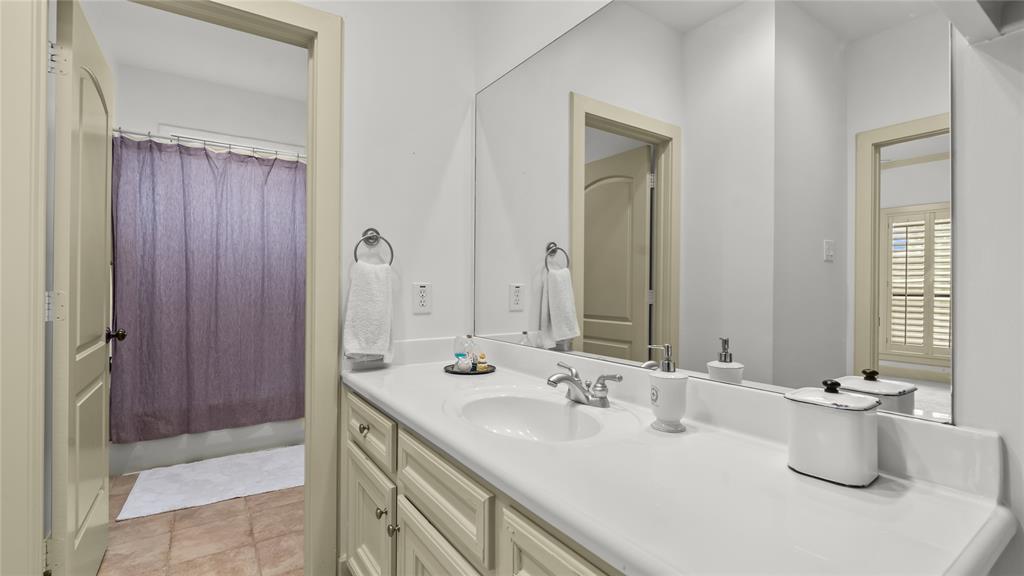 5558 Aspen Street, Bellaire, Texas image 26