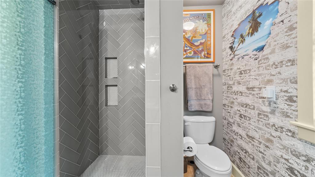 5558 Aspen Street, Bellaire, Texas image 30