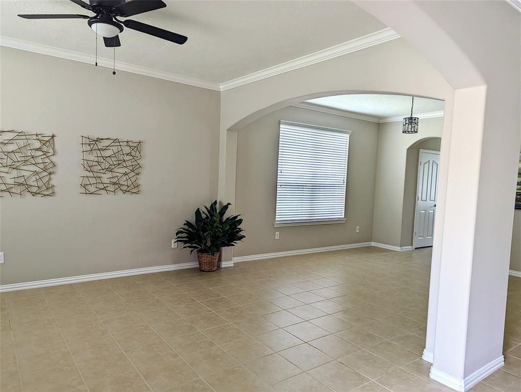 10718 Wall Fern Way, Houston, Texas image 2