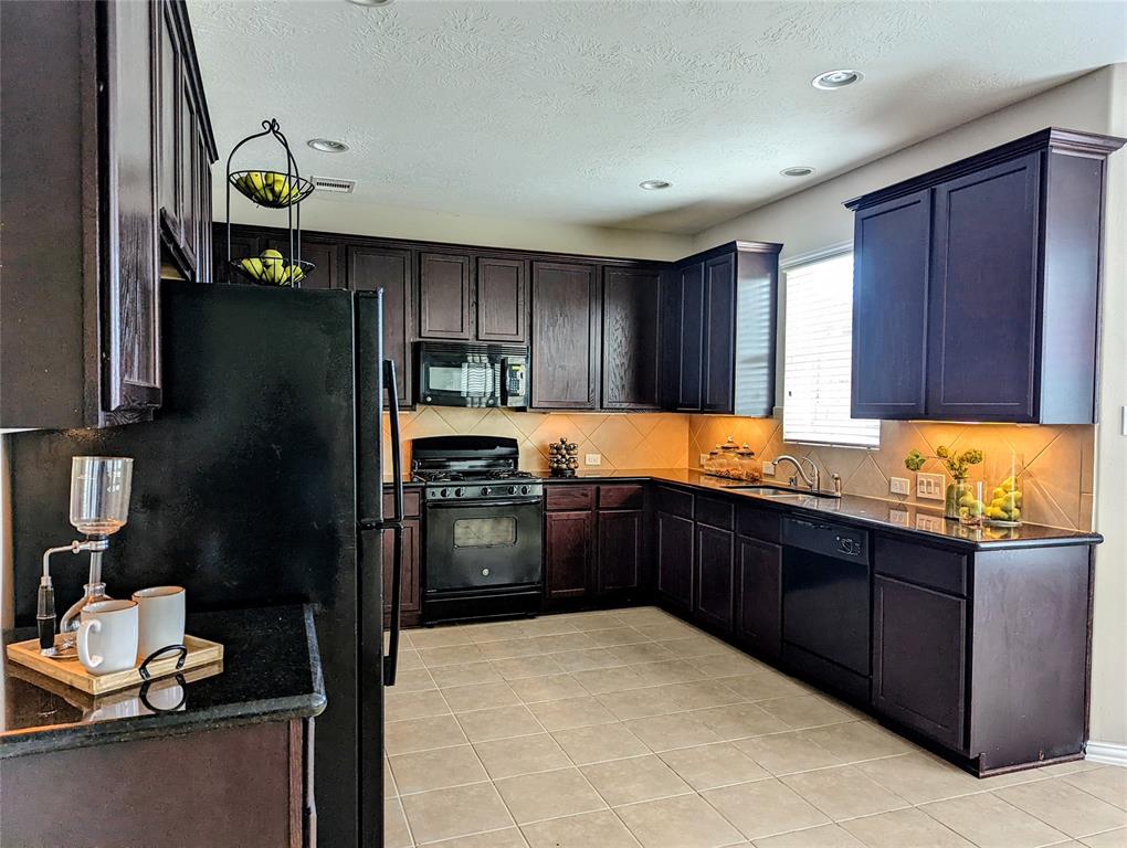 10718 Wall Fern Way, Houston, Texas image 11