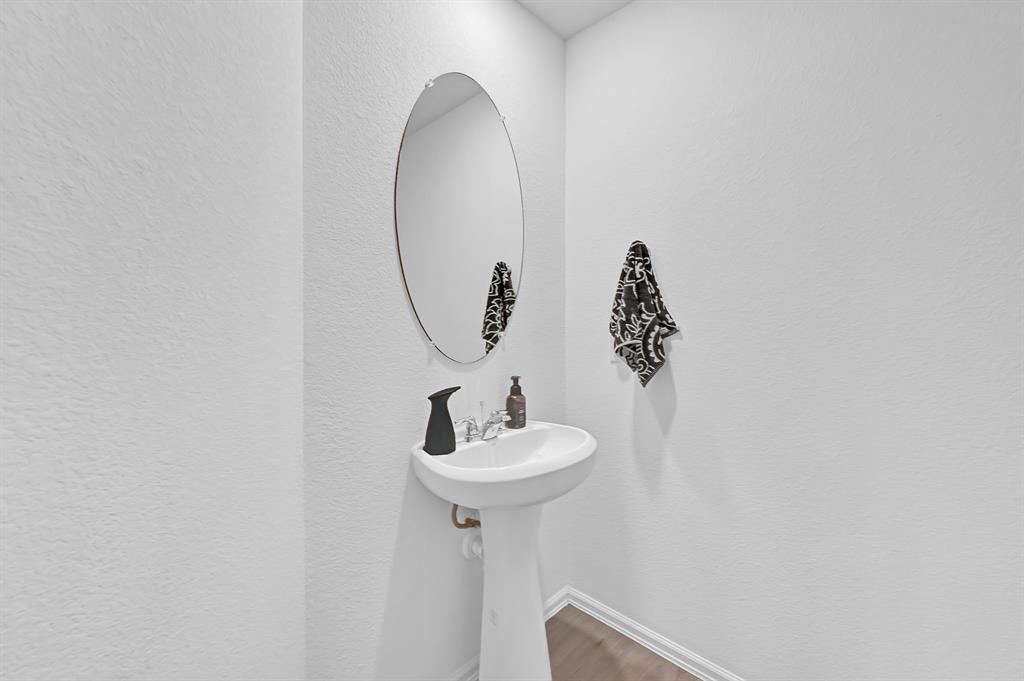 7826 Switchgrass Creek Drive, Katy, Texas image 7