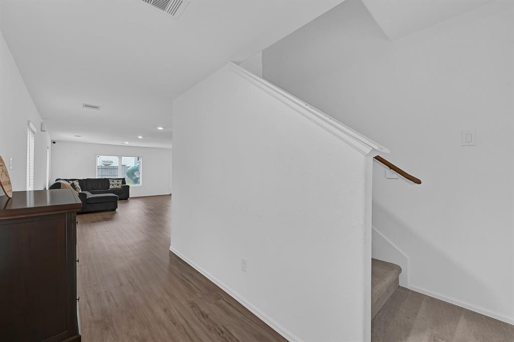 7826 Switchgrass Creek Drive, Katy, Texas image 3