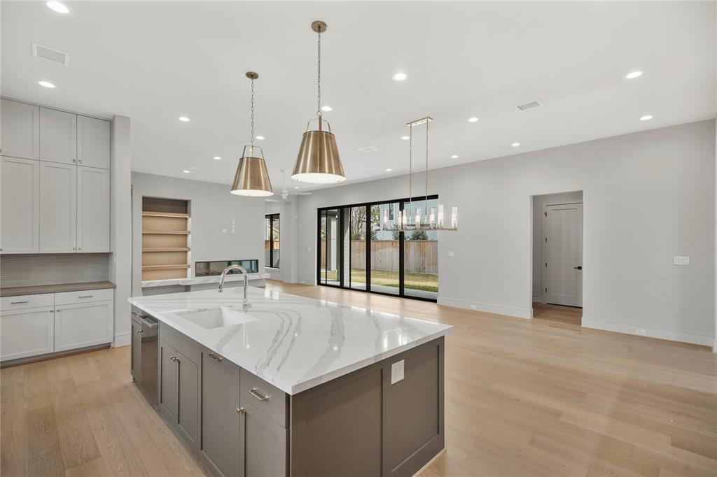 1133 E 7th 1/2 Street, Houston, Texas image 9