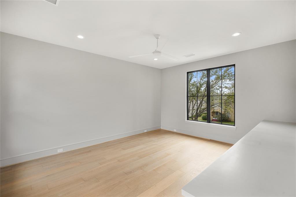 1133 E 7th 1/2 Street, Houston, Texas image 47