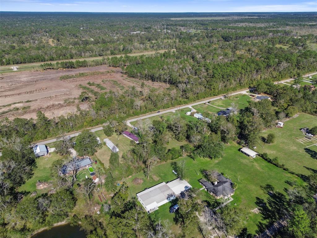 Palm Drive, Huffman, Texas image 8