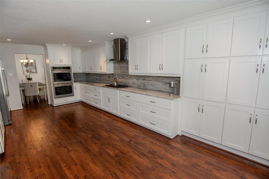 22211 Spring Crossing Drive, Spring, Texas image 17
