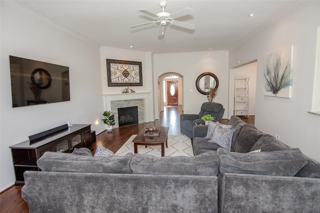 22211 Spring Crossing Drive, Spring, Texas image 7