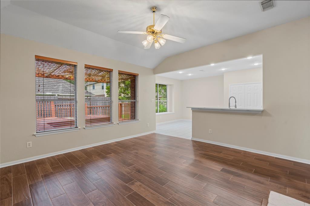 1130 Foxland Chase Street, Sugar Land, Texas image 7