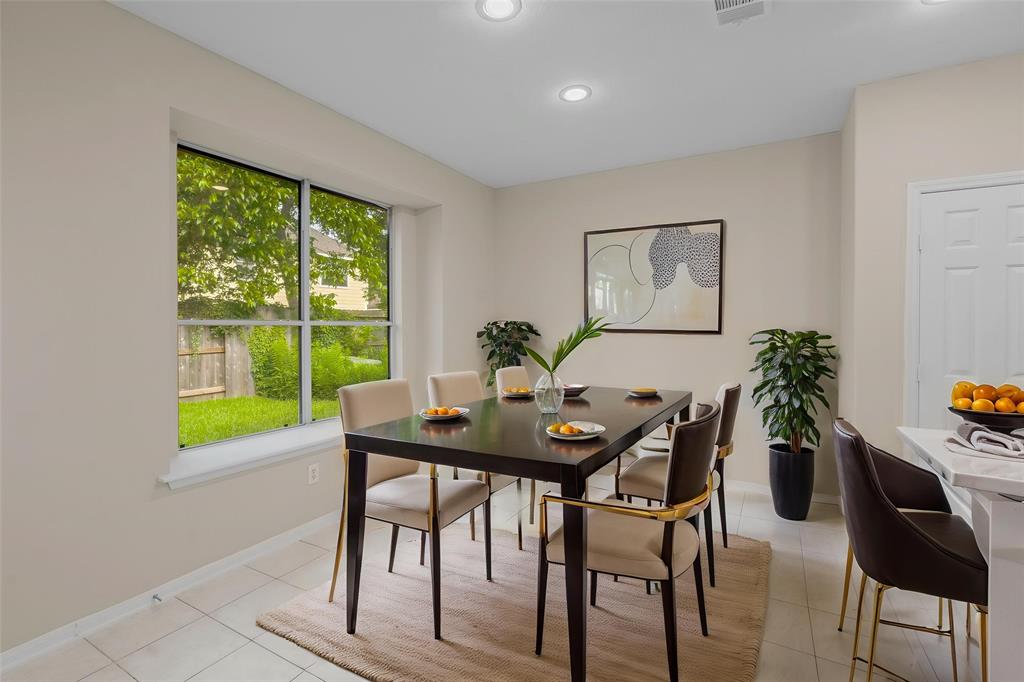 1130 Foxland Chase Street, Sugar Land, Texas image 10