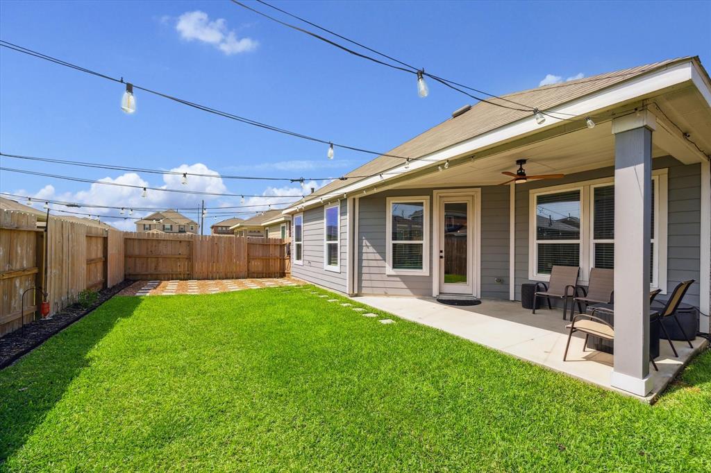7223 Bakersfield Court, Rosharon, Texas image 18