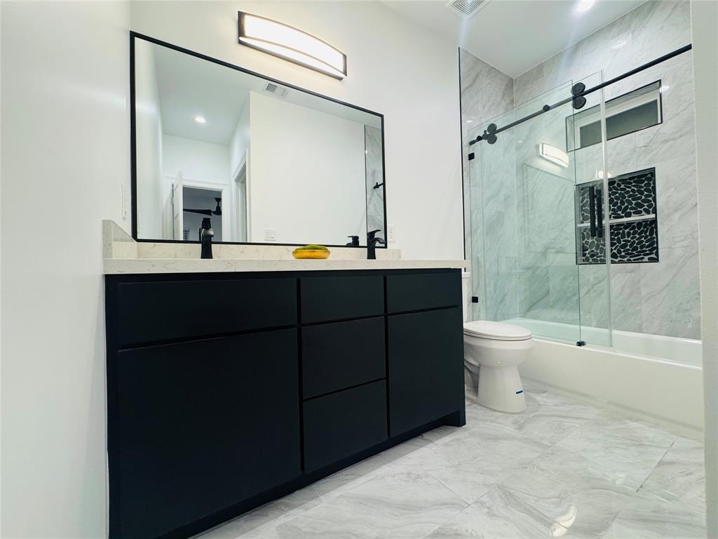 4501 Hirsch Road, Houston, Texas image 18