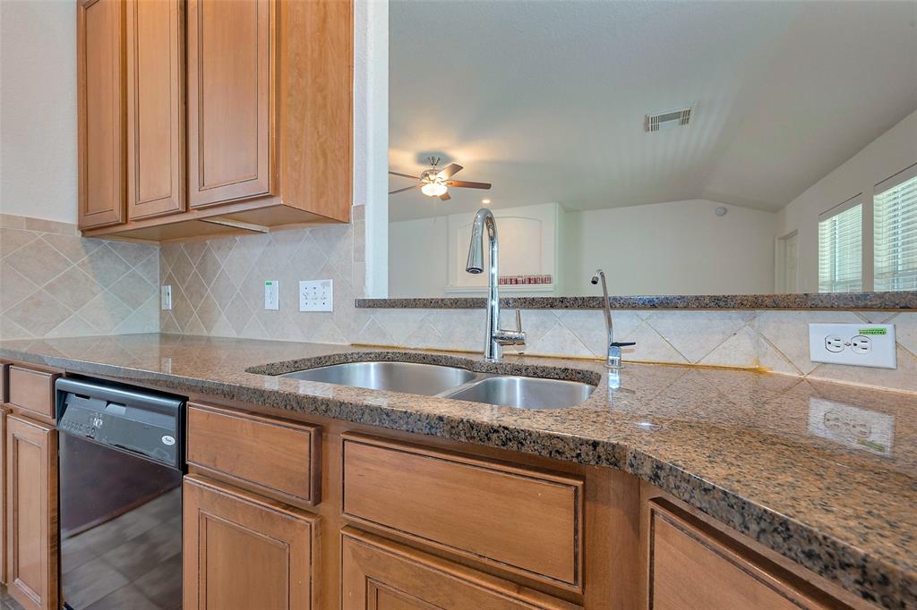 2318 Appian Way, Pearland, Texas image 24