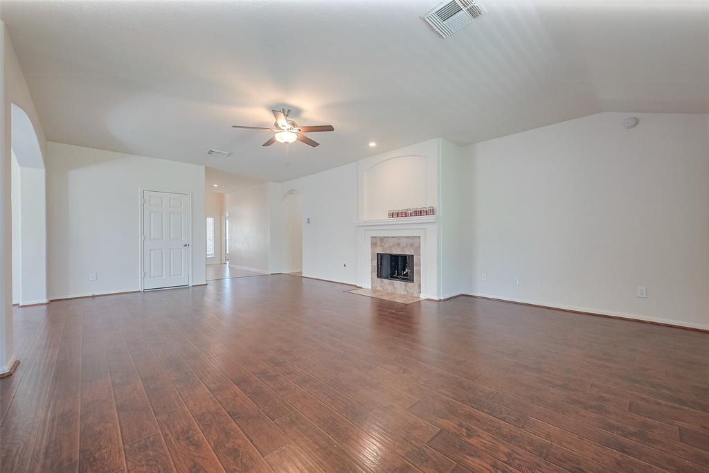 2318 Appian Way, Pearland, Texas image 14