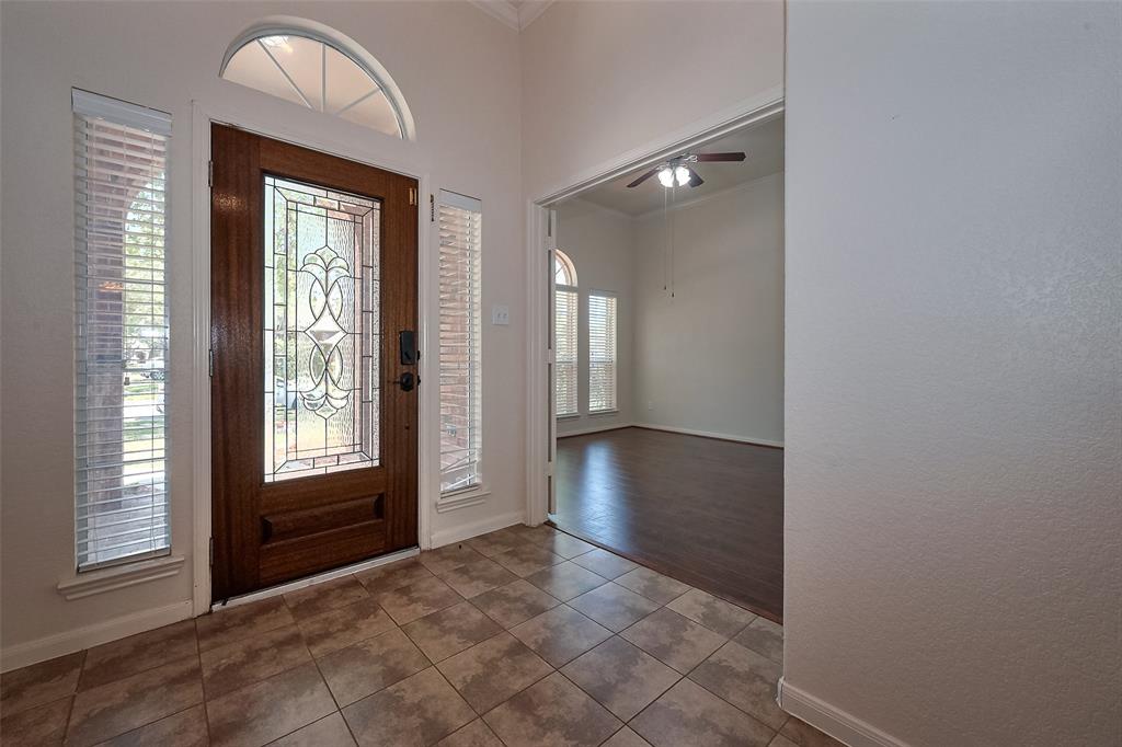 2318 Appian Way, Pearland, Texas image 7