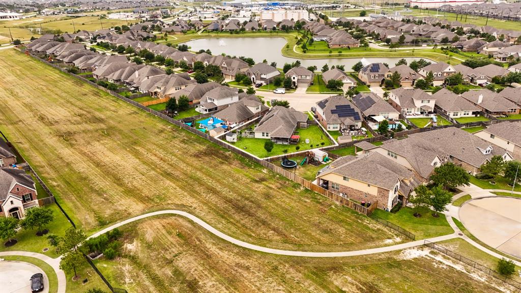 9210 Monarch Field Lane, Cypress, Texas image 45