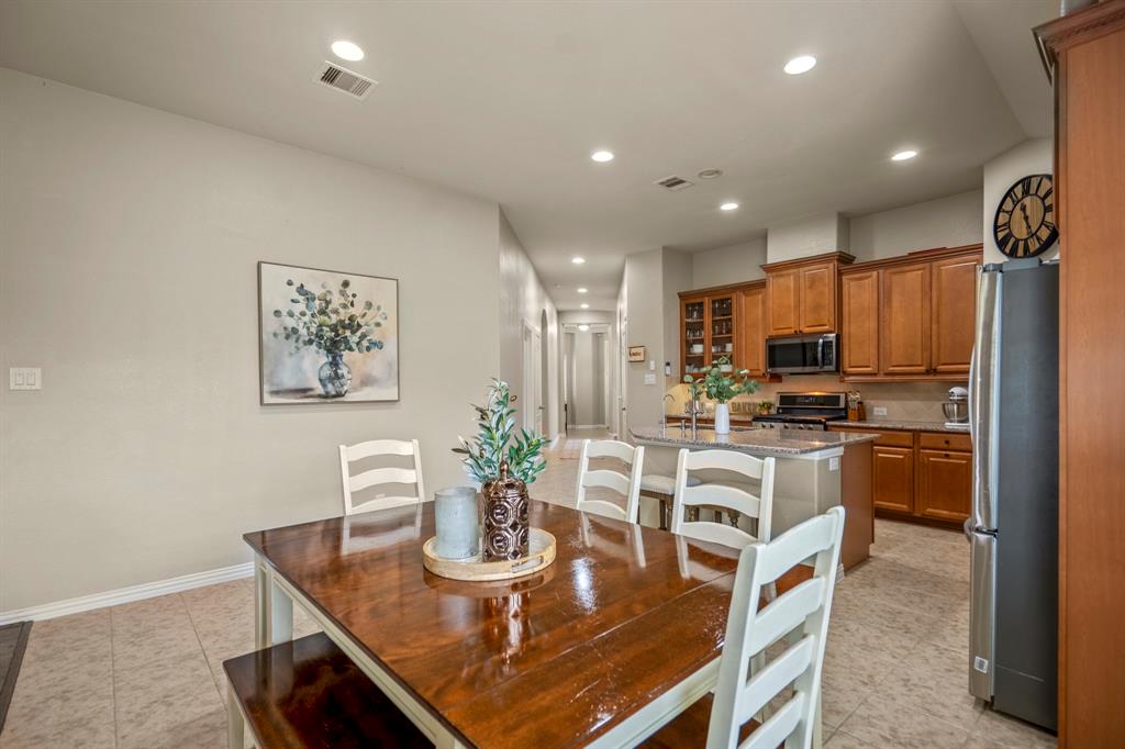 9210 Monarch Field Lane, Cypress, Texas image 18