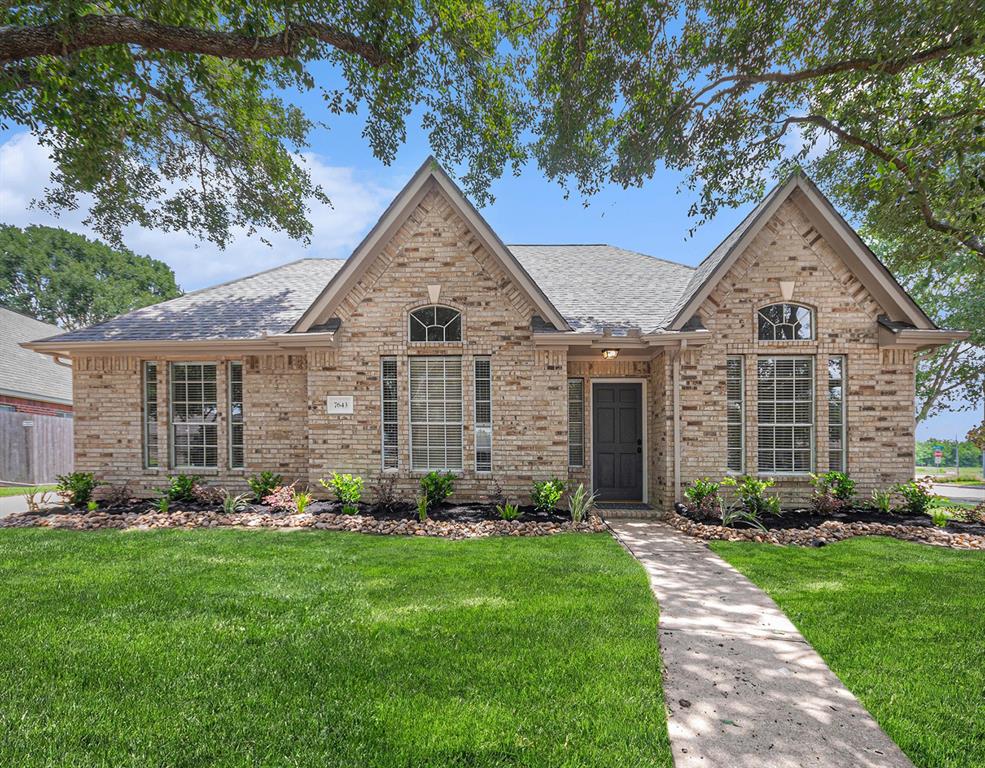 7643 Rainbow Bend Drive