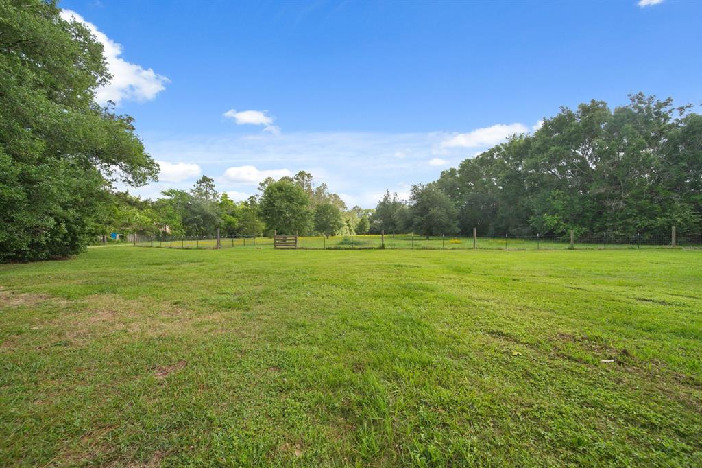11066 County Road 190, Alvin, Texas image 4
