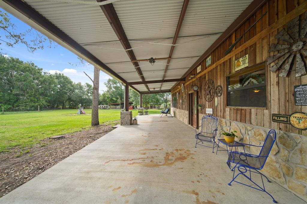 11066 County Road 190, Alvin, Texas image 5