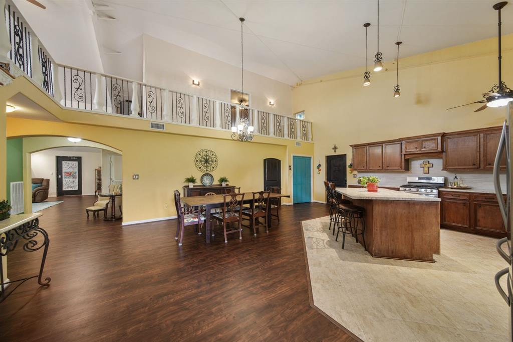 11066 County Road 190, Alvin, Texas image 10