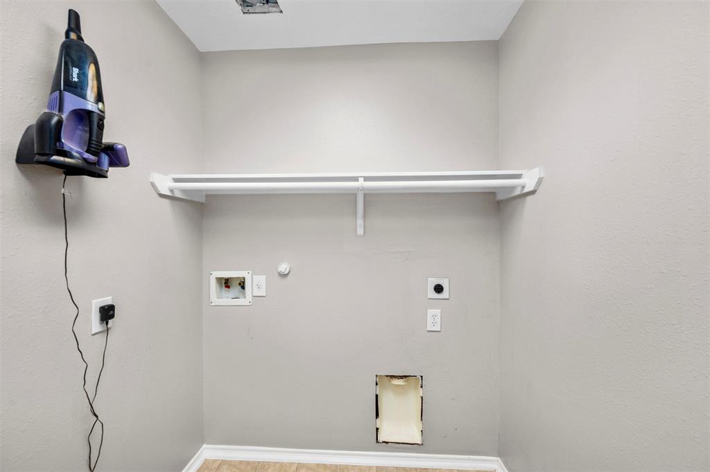 8014 Blackcherry Lane, Baytown, Texas image 20