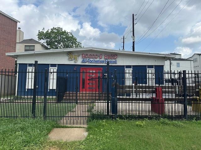5500 Katy Freeway, Houston, Texas image 4