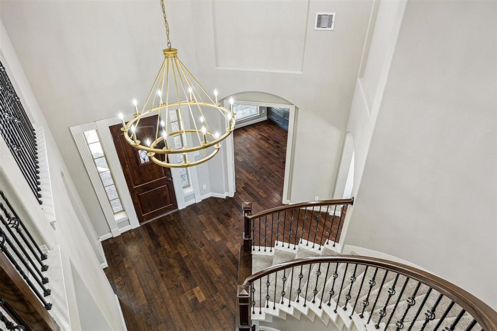 2401 Lake Shadows Lane, Friendswood, Texas image 24