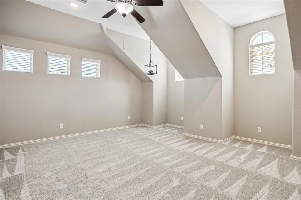 2401 Lake Shadows Lane, Friendswood, Texas image 32