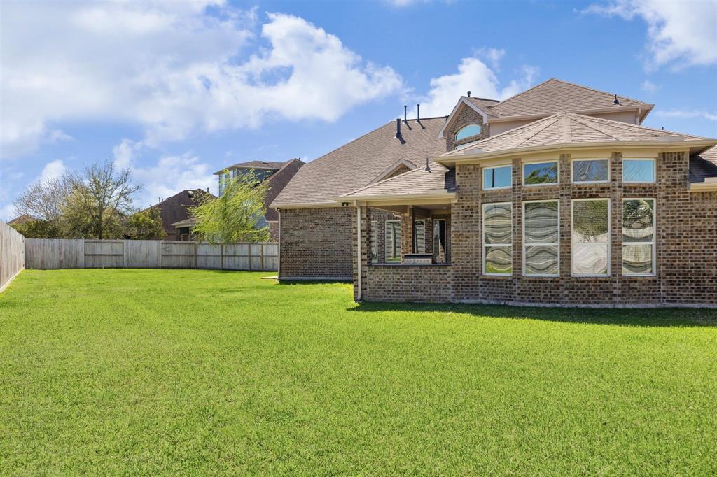 2401 Lake Shadows Lane, Friendswood, Texas image 42