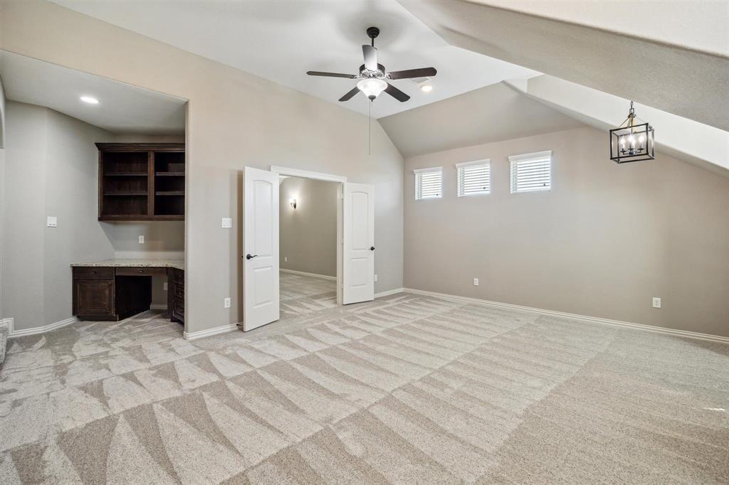 2401 Lake Shadows Lane, Friendswood, Texas image 31