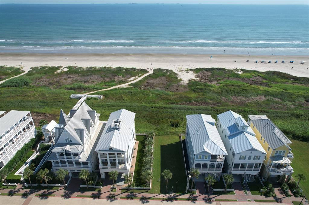 1553 Seaside Drive, Galveston, Texas image 2
