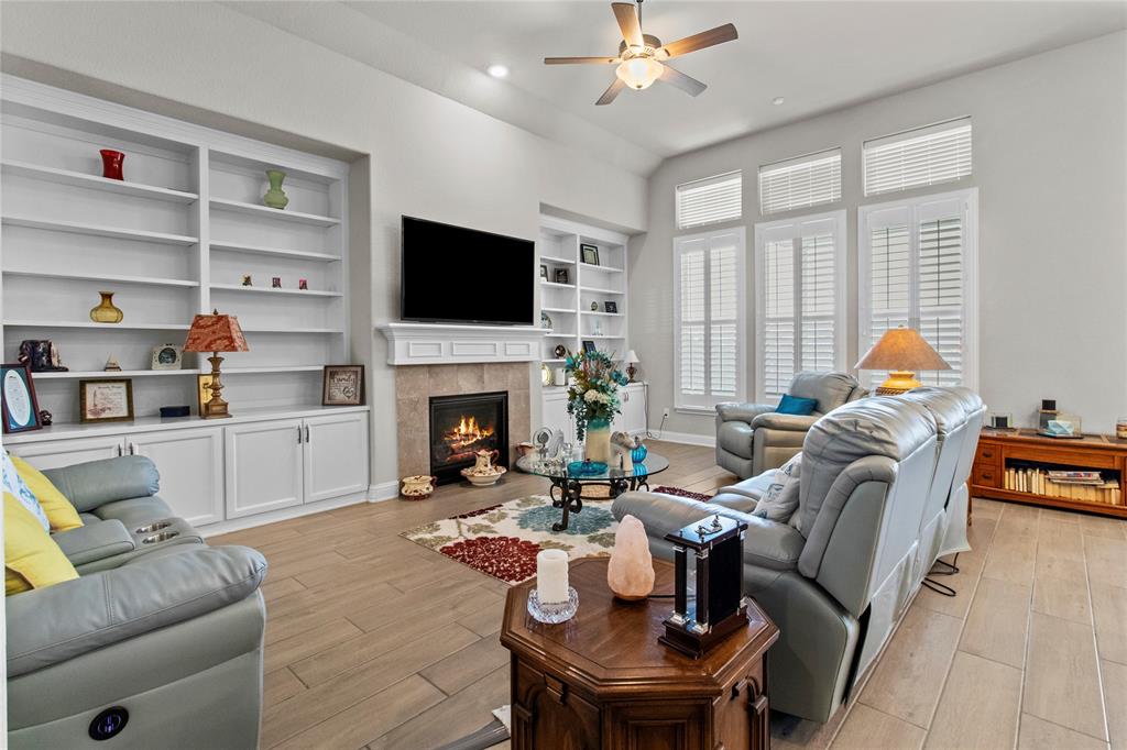 19411 Lake Ridge Drive, Manvel, Texas image 4